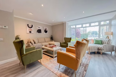 Luxury Home in Holland Park