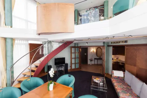 Modern Berlin Märkisches Museum Aparthotel living space.