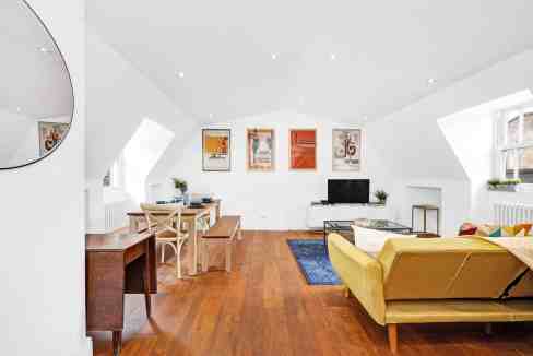 Cozy Loft Living Room in Hackney Broadway Market.